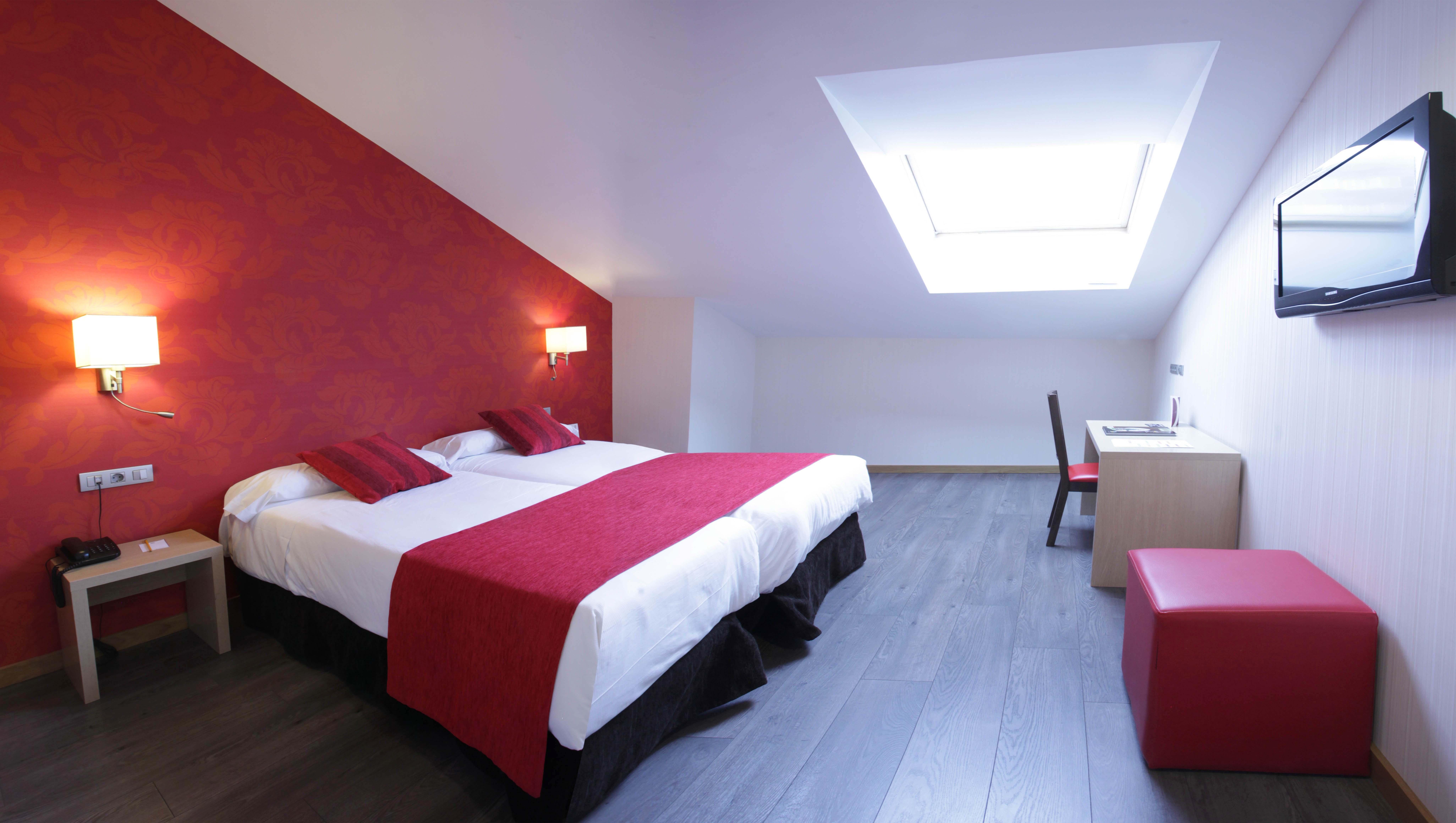Ele Enara Boutique Hotel Валадоид Екстериор снимка