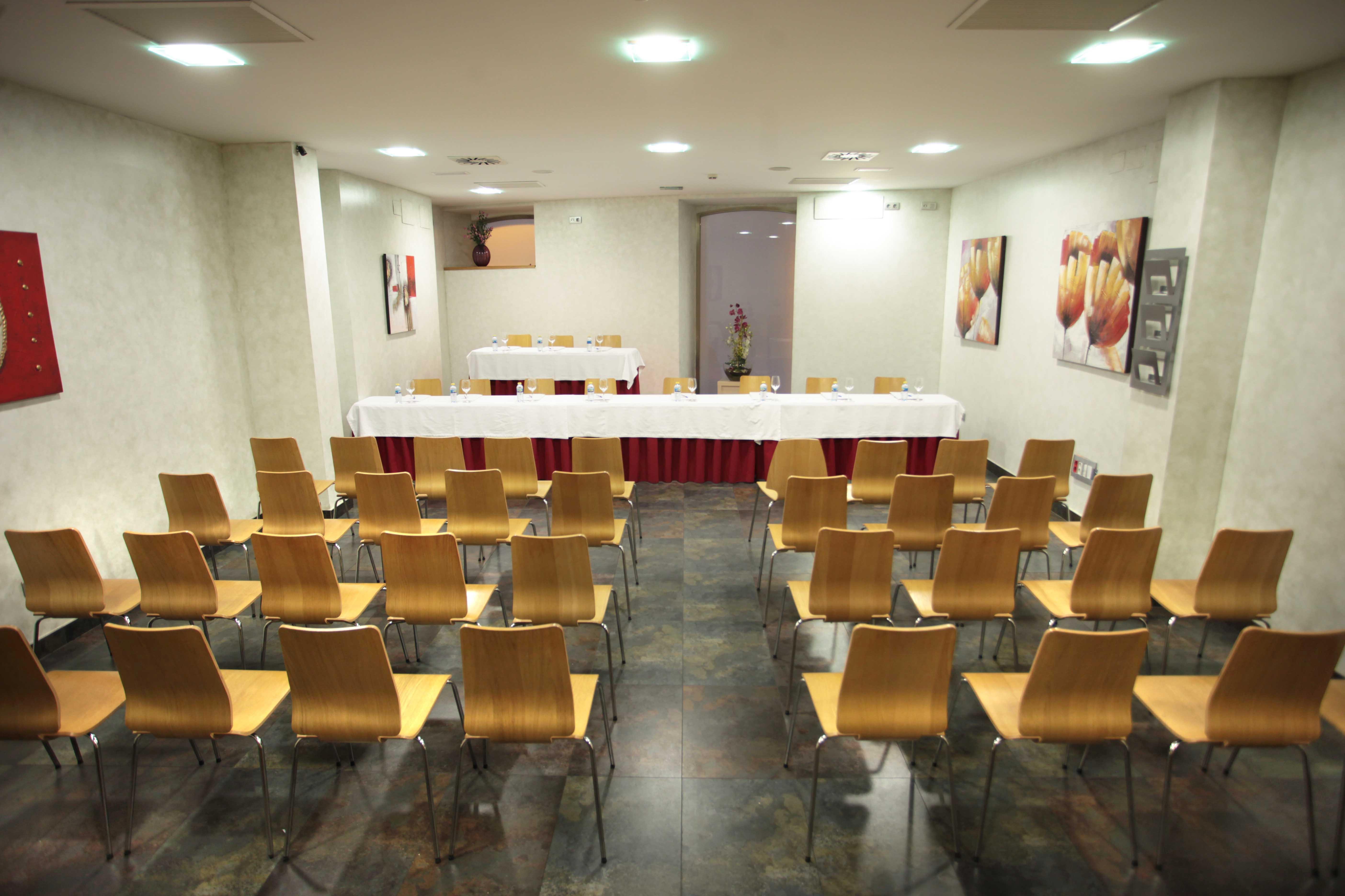 Ele Enara Boutique Hotel Валадоид Екстериор снимка