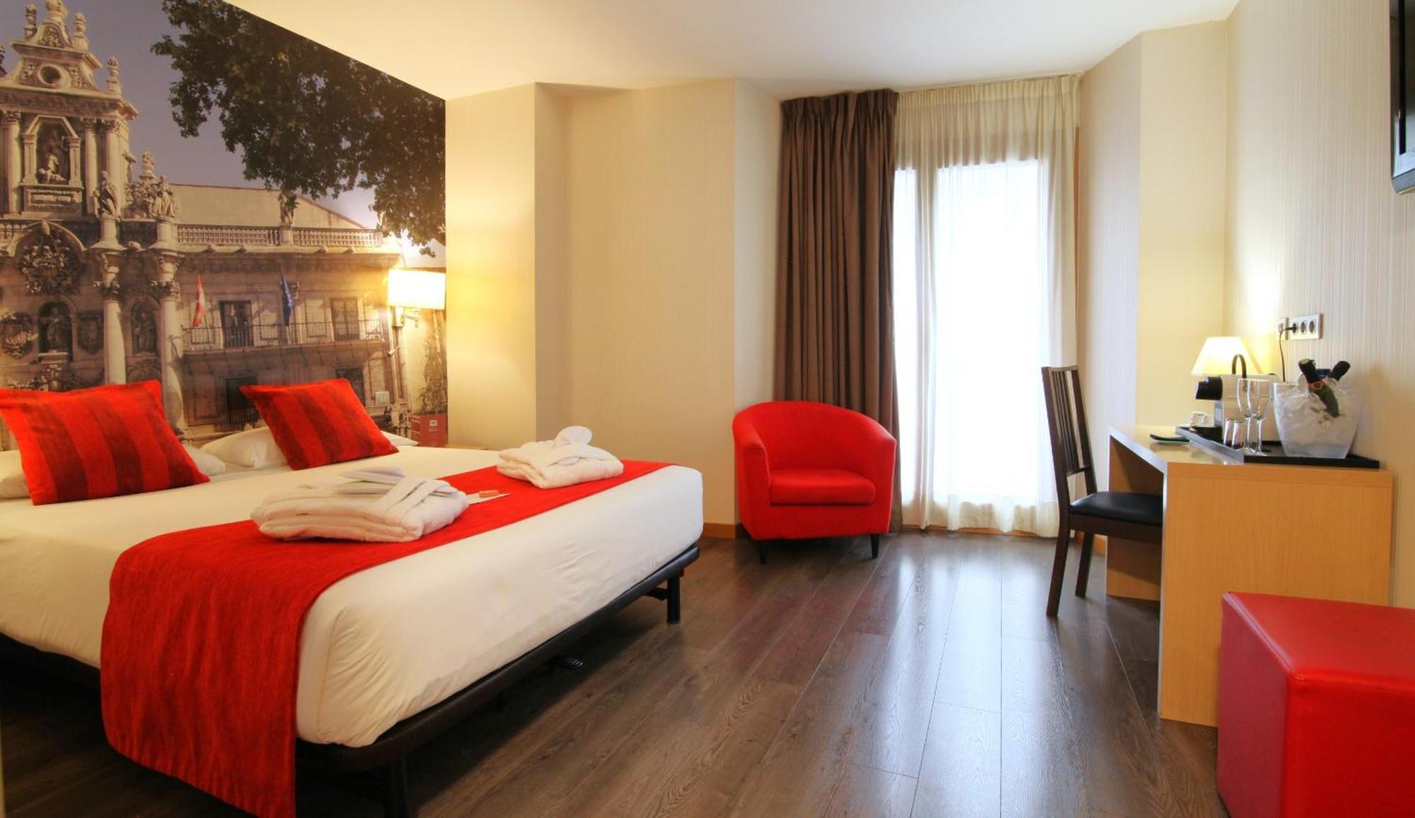 Ele Enara Boutique Hotel Валадоид Екстериор снимка