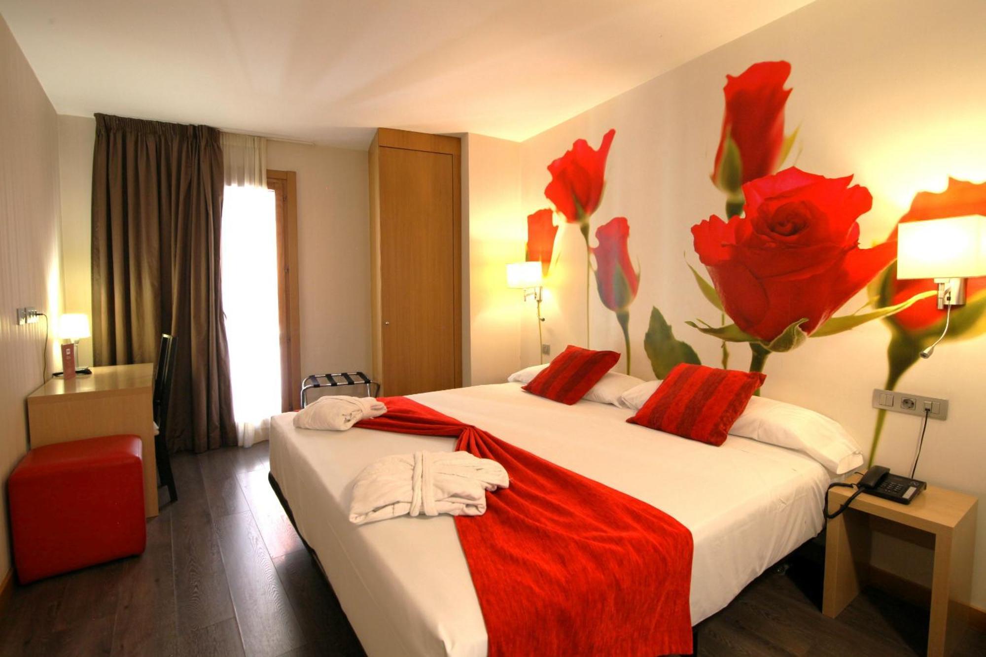 Ele Enara Boutique Hotel Валадоид Екстериор снимка