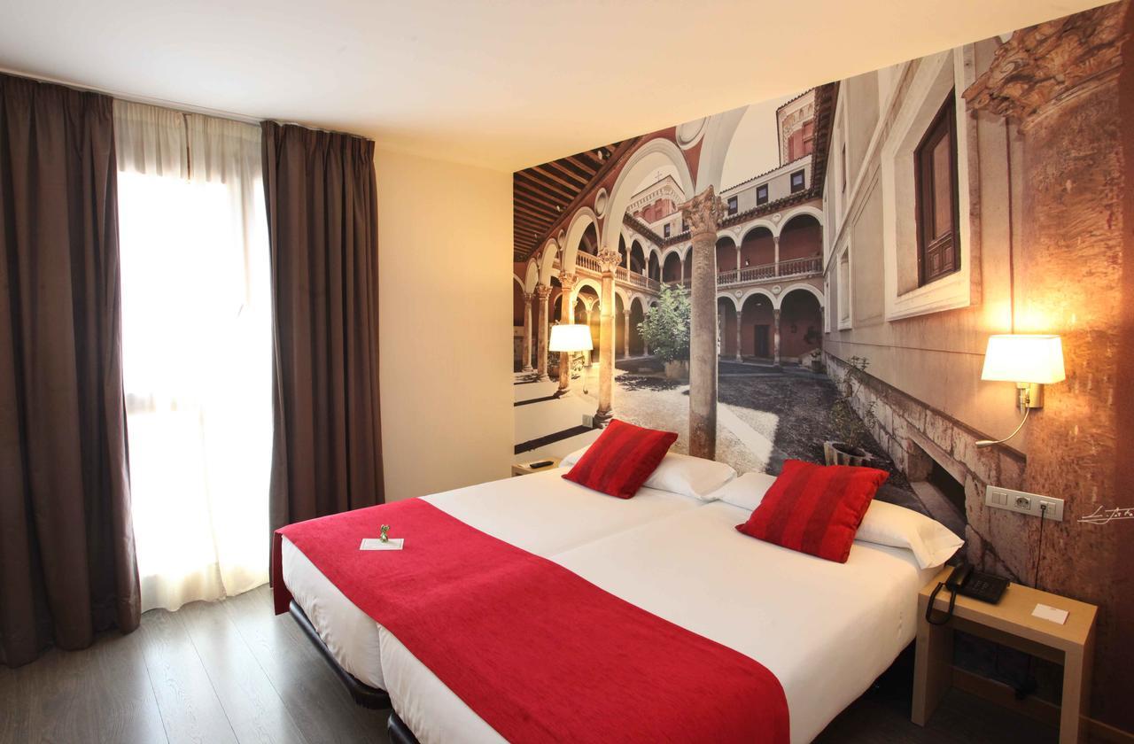 Ele Enara Boutique Hotel Валадоид Екстериор снимка